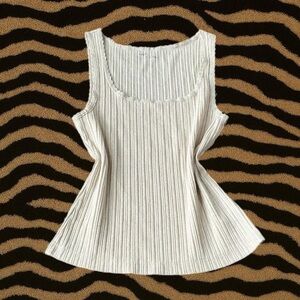 Aerie Ivory Scoop Neck Ribbed Tank – Size M